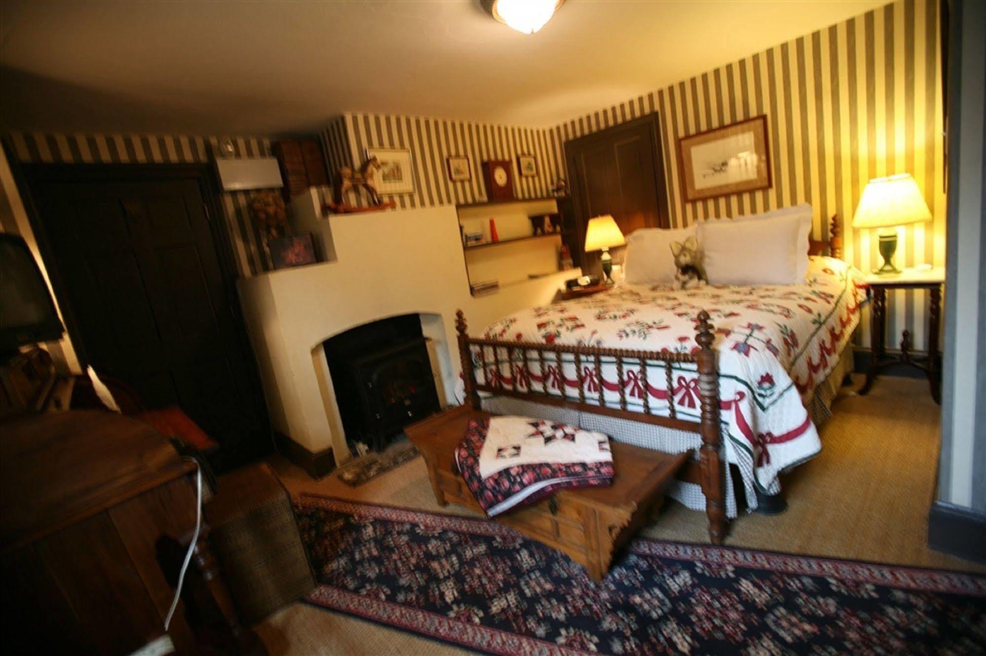 Bed and Breakfast Wild Wisteria Chadds Ford Экстерьер фото