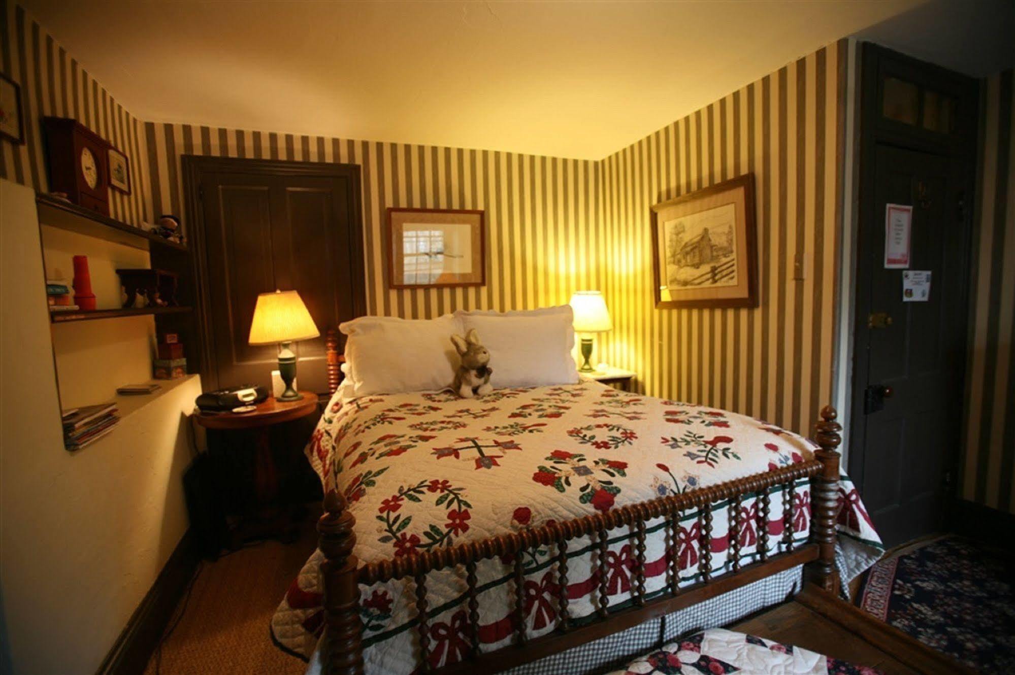 Bed and Breakfast Wild Wisteria Chadds Ford Экстерьер фото